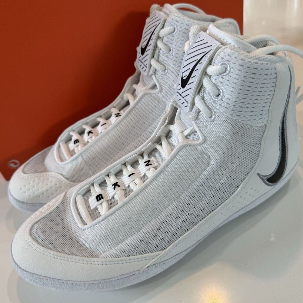 Nike Inflict 4 'White Black' HM9674-100 Men's Size 9 Wrestling Shoes NEW